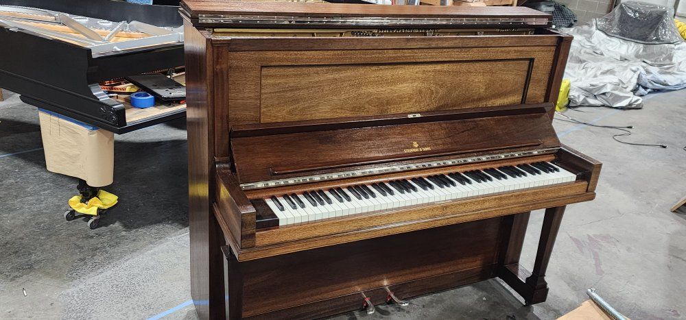 Steinway & Sons Model V Upright Piano - Vintage Wood Finish, perfect genuine ivory Serial 270019