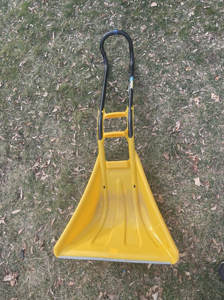 SnoW Shovel