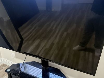 42 smart Tv With Stand