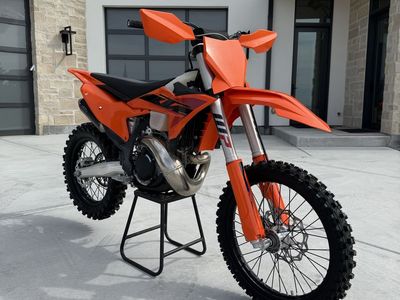 2025 KTM 300 XC