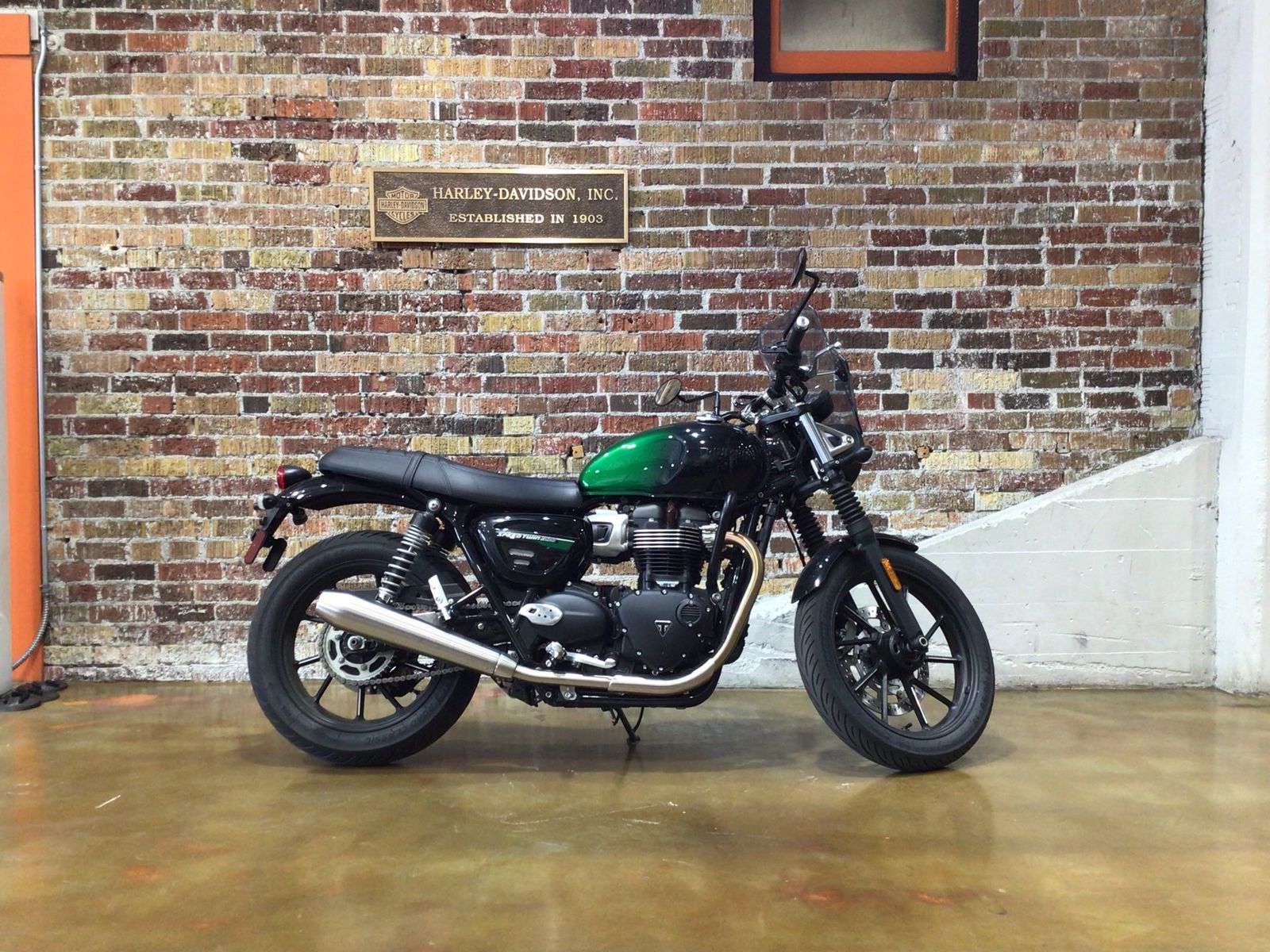 2024 TRIUMPH SPEED TWIN 900