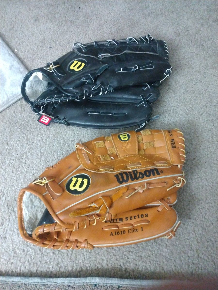 Wilson 13 inch right handed mitt