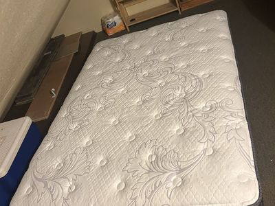 Queen Mattress