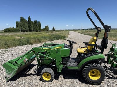 2019 John Deere 1025r