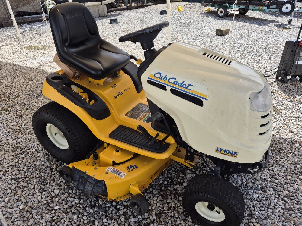 2007 Cub Cadet LT1045 Series 1000 Riding Lawn Mower 46" Cut Hydrostatic