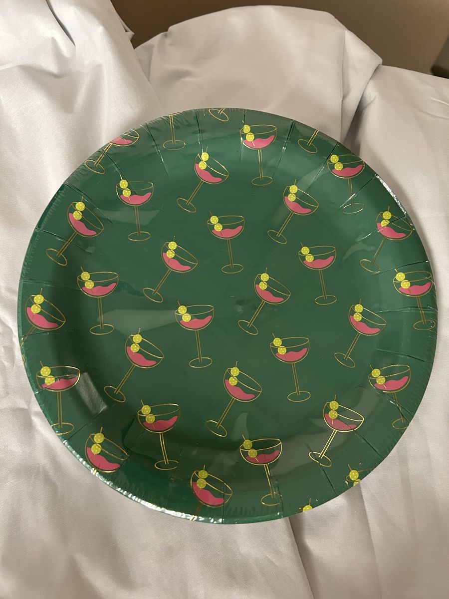 Celebrate Spring Cocktail Court Dinner Plates, 9 in, 10 pc - Green Martini Design