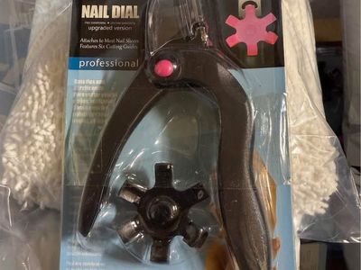 Triple Cut Nail Dial