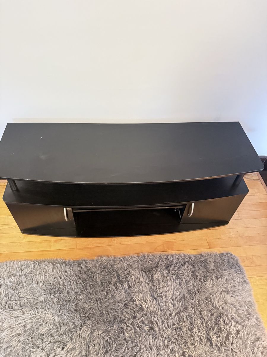 40"TV Stand