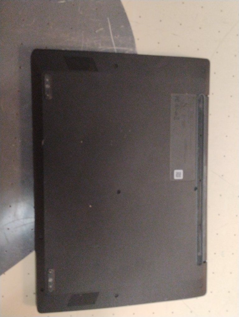 Main image 3