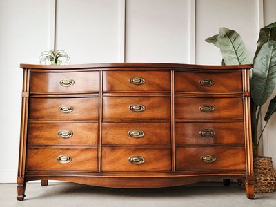 *FREE DELIVERY* Vintage Dixie Dresser!