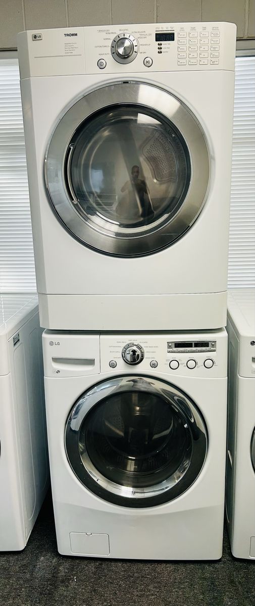 Main image 3