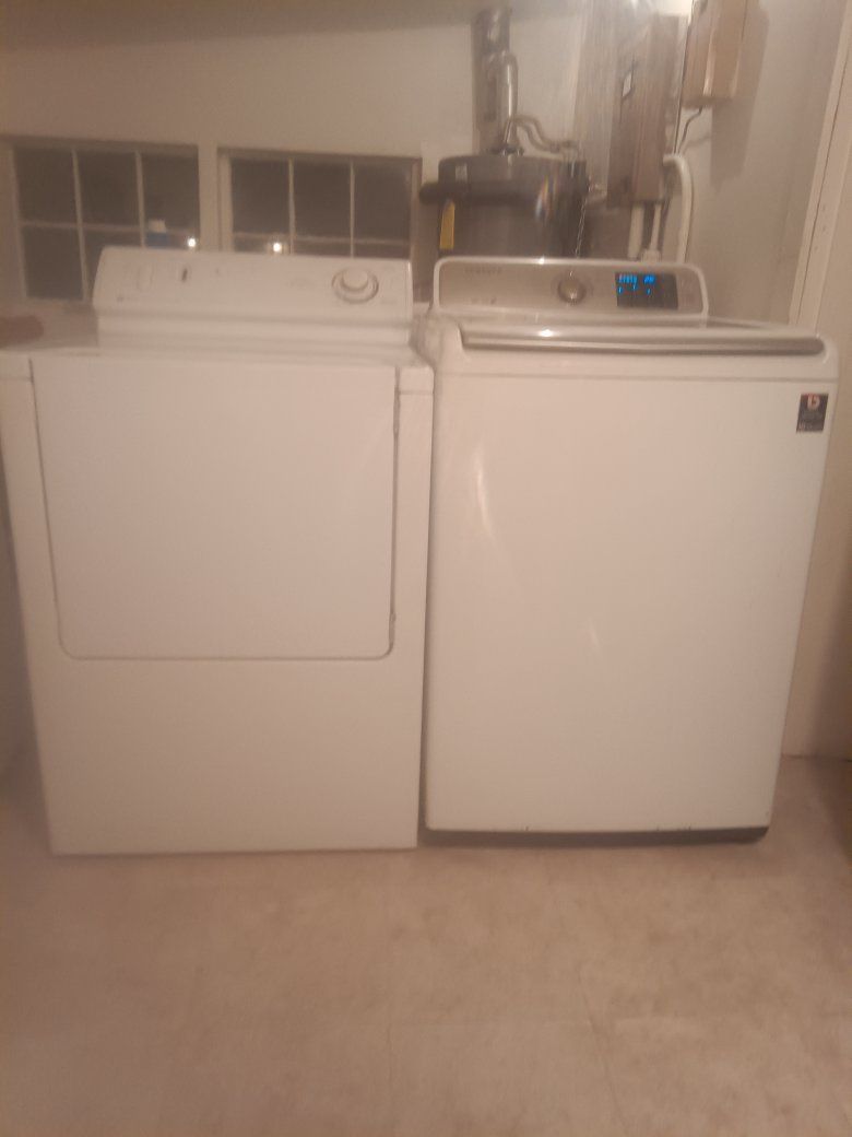 Samsung washer Maytag electric dryer