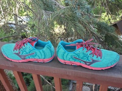 Mizuno Women's Running Shoes - Teal/Pink, US Size 9 - very good condition