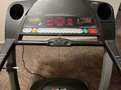ProForm 520i Treadmill - Folding Cardio Machine