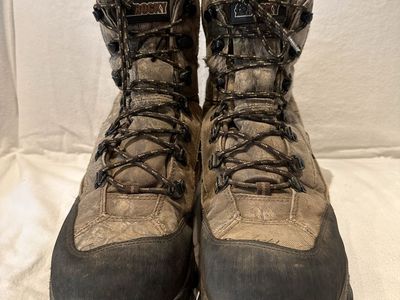 Rocky men’s size 11 nine inch camo Gore-Tex 400 g insulation hunting boots
