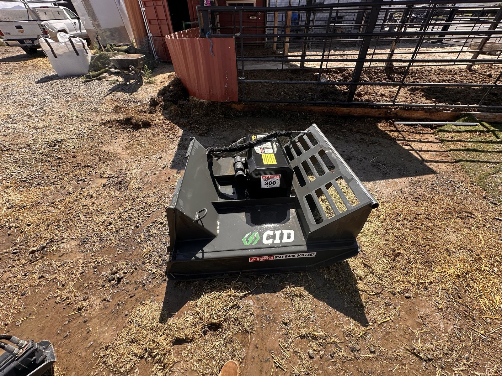 Main image 6