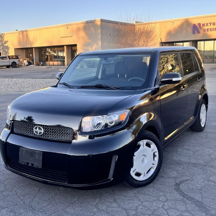 2013 Scion xB Base