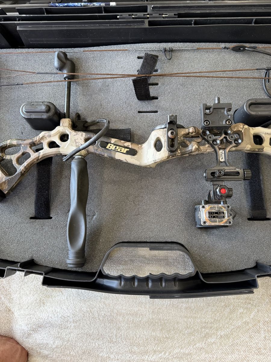 Bear Compound Bow Package