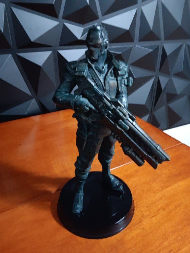 Main image 3