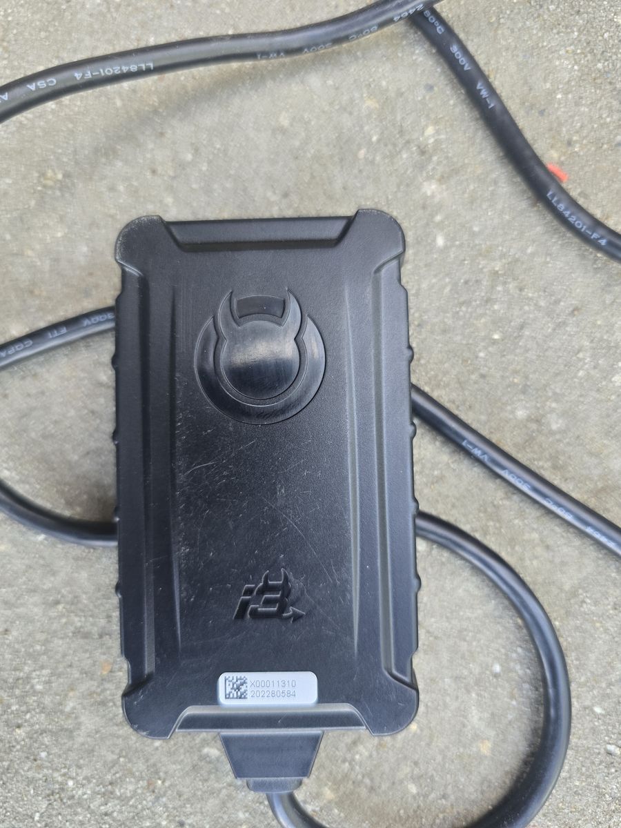 Main image 3