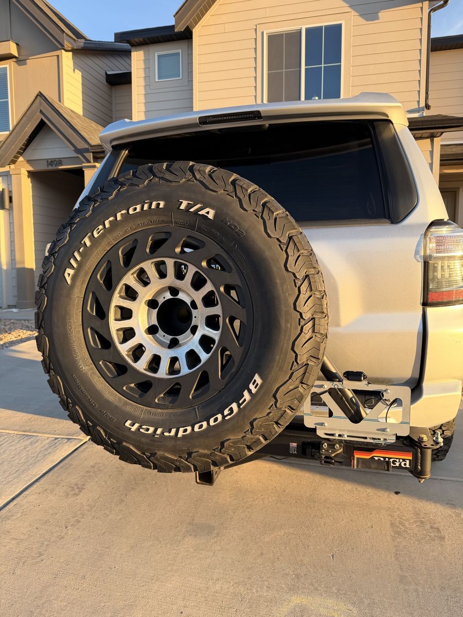 Rig'd Supply UltraSwing Hitch Short Fit 