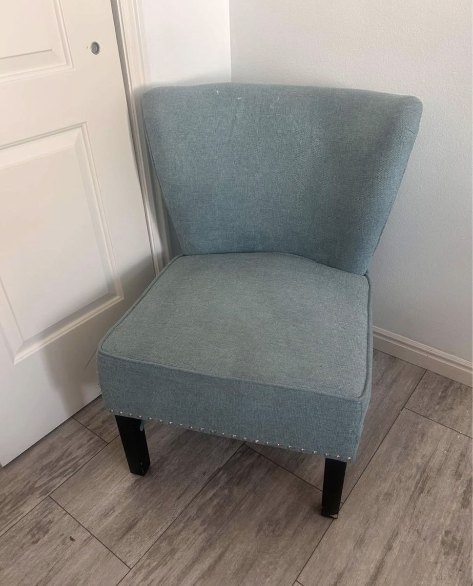 Accent chair