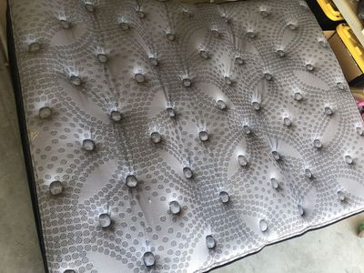 Queen mattress