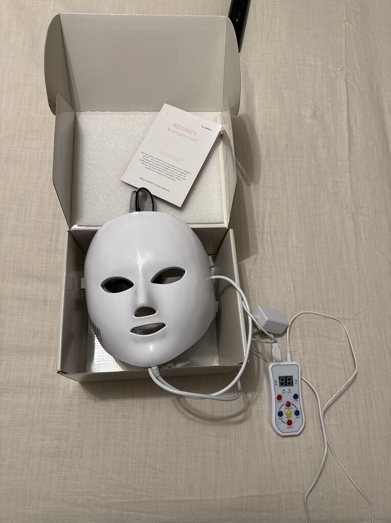 NEWKEY LED Face Mask