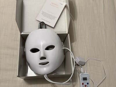 NEWKEY LED Face Mask