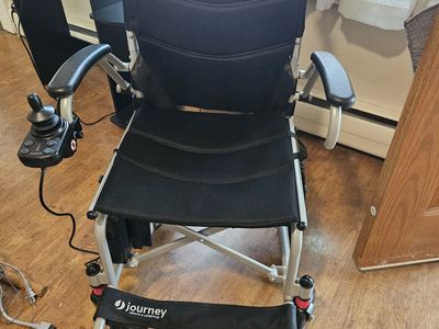 Electric wheelchair