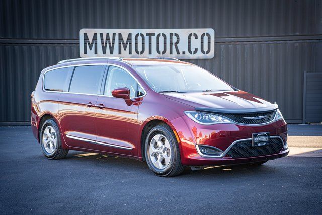 2017 CHRYSLER PACIFICA Touring-L Plus