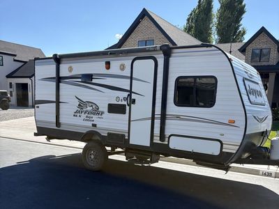2016 Jayco Jayflight SLX Baja Edition! 3000lb Bunkhouse!