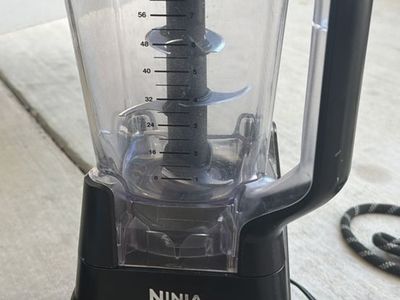 Ninja Auto-iQ Total Crushing Power Blender 72oz Black