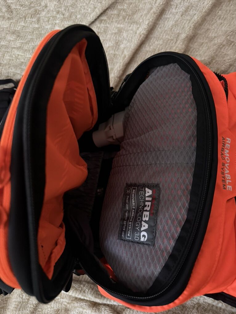 Mammut Free 22L Removable Airbag 3.0 Back Pack