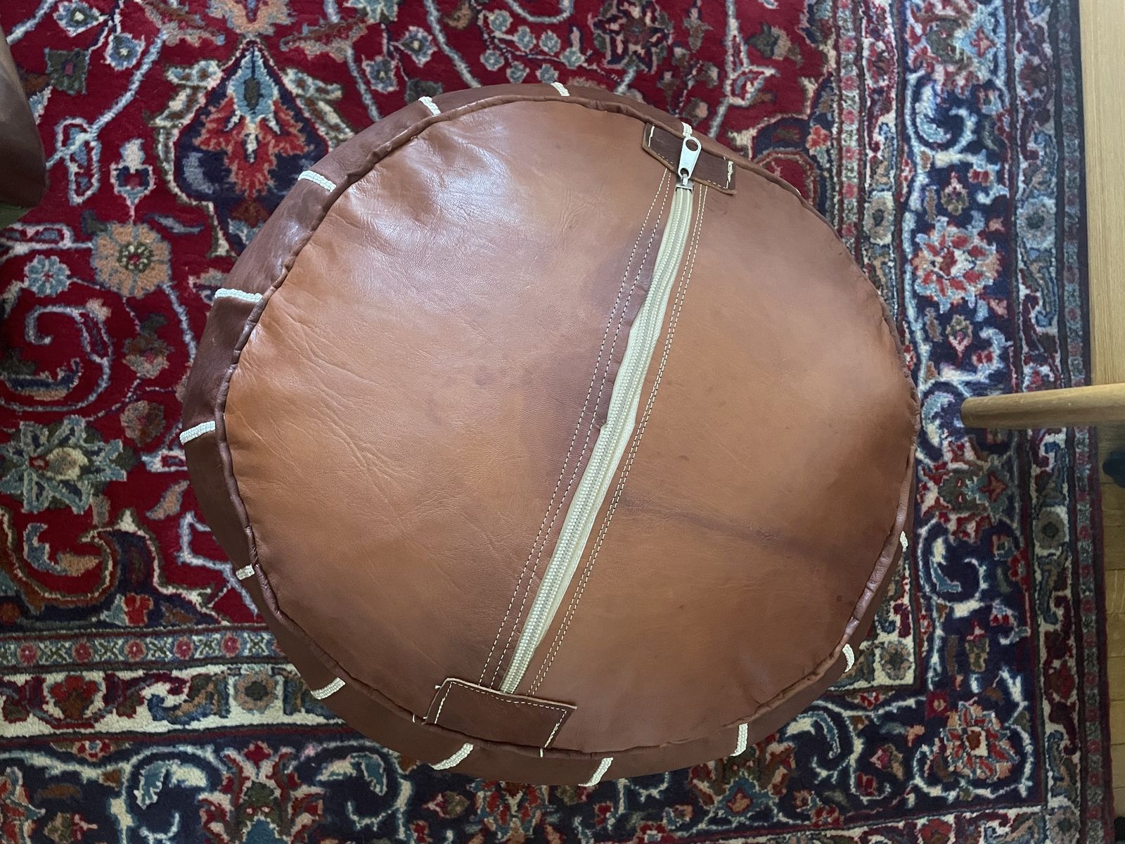 Main image 7