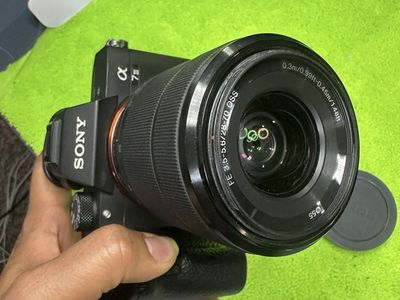 Sony a7iii 28/70 oss