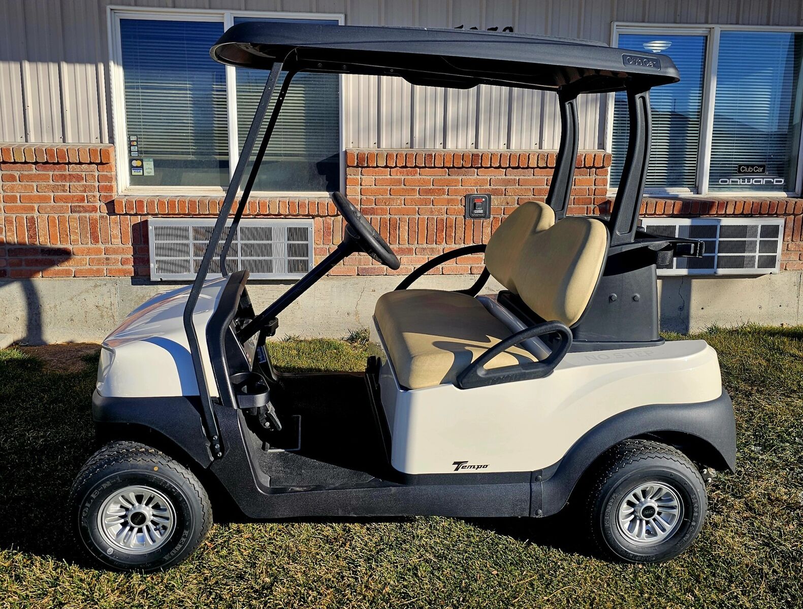 Brand New 2025 Cashmere GAS Club Car TEMPO Golf Cart