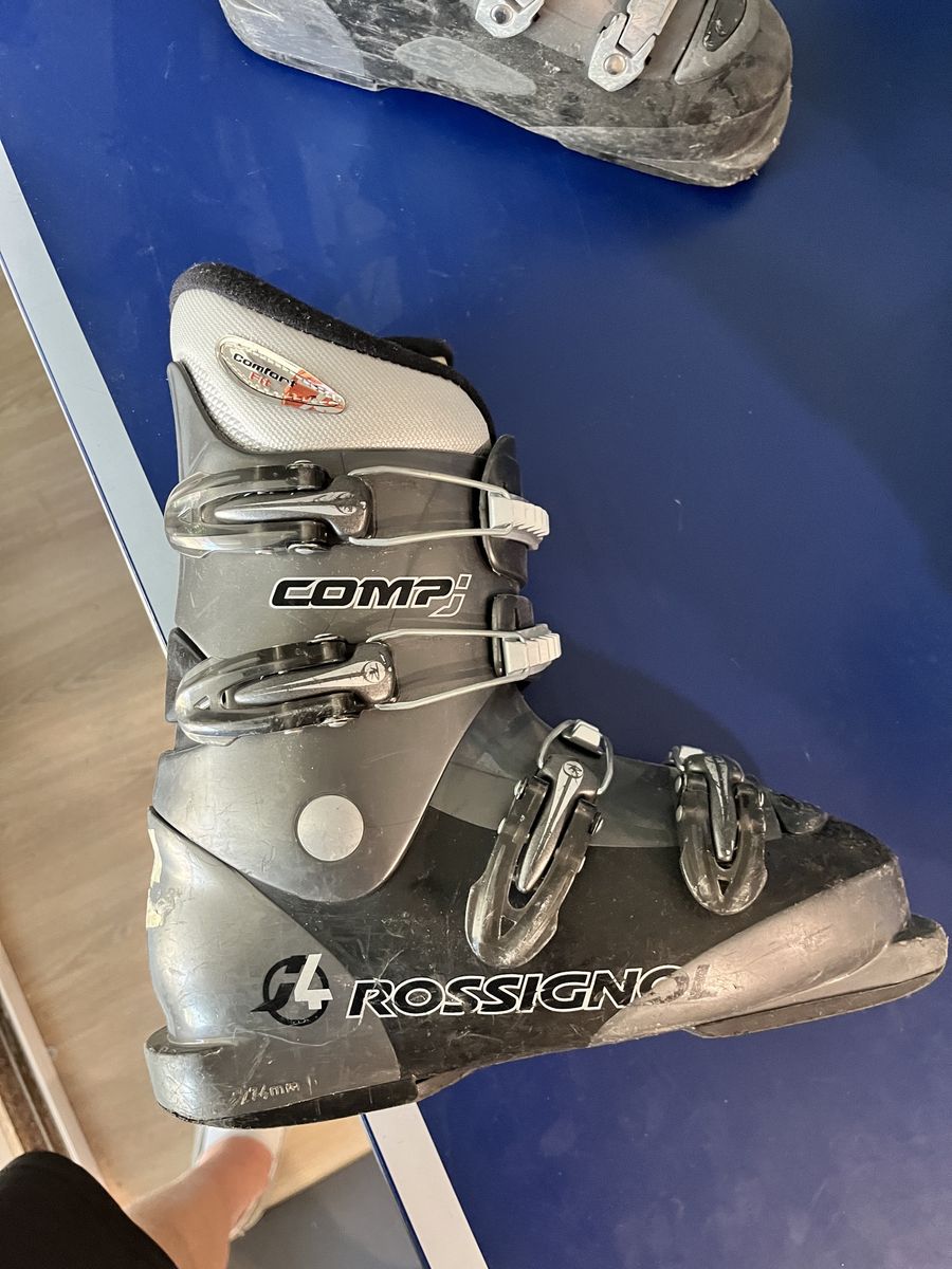 Rossignal Comp J4 ski boots. Size 23.5