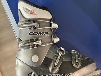 Rossignal Comp J4 ski boots. Size 23.5