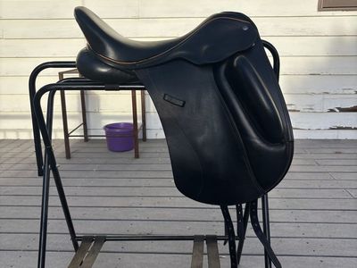 Custom Wolfgang Constanze Dressage Saddle