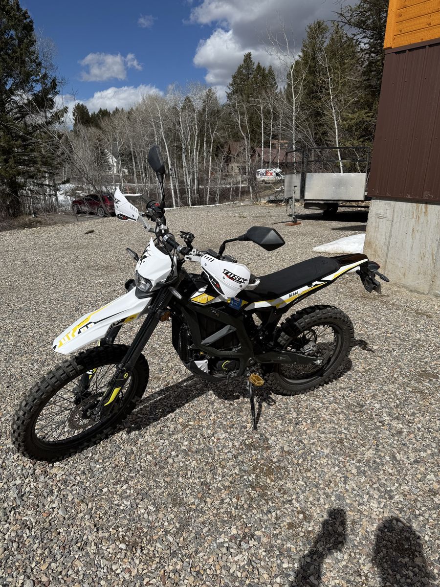 Surron Ultra Bee; Street Legal; Plated