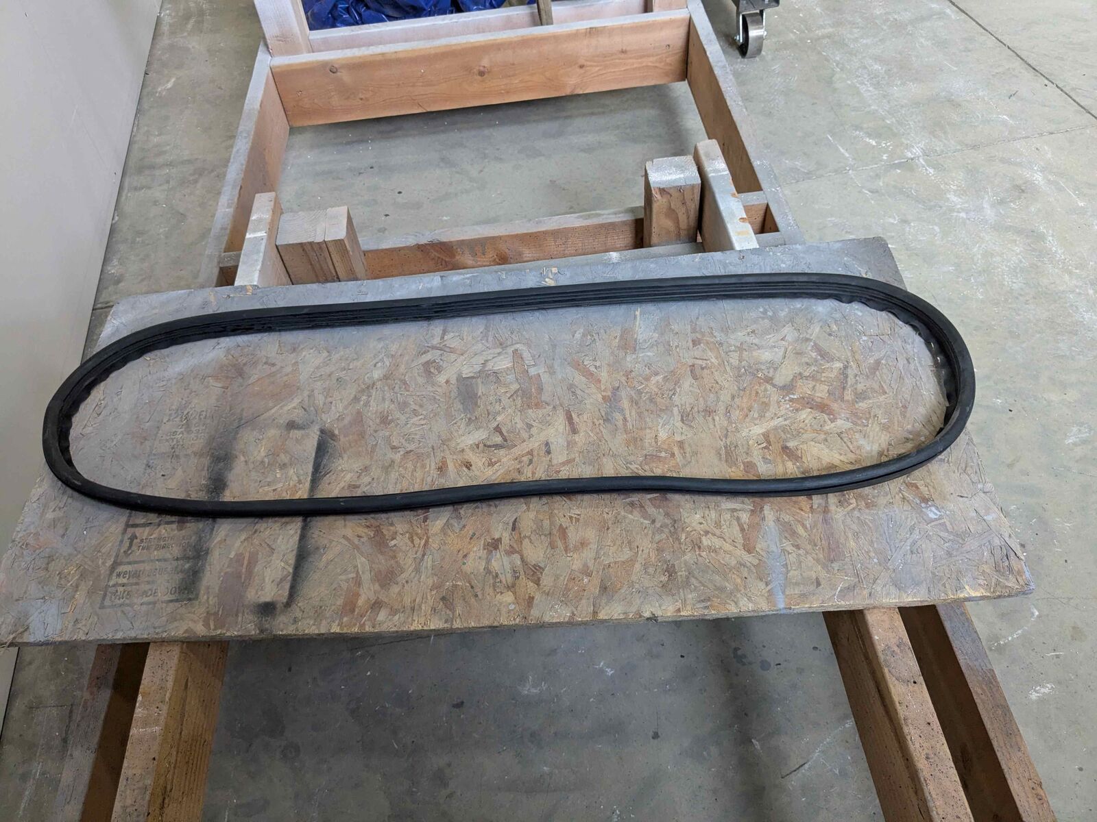 1953 - 1956 FORD F100 REAR WINDOW SEAL