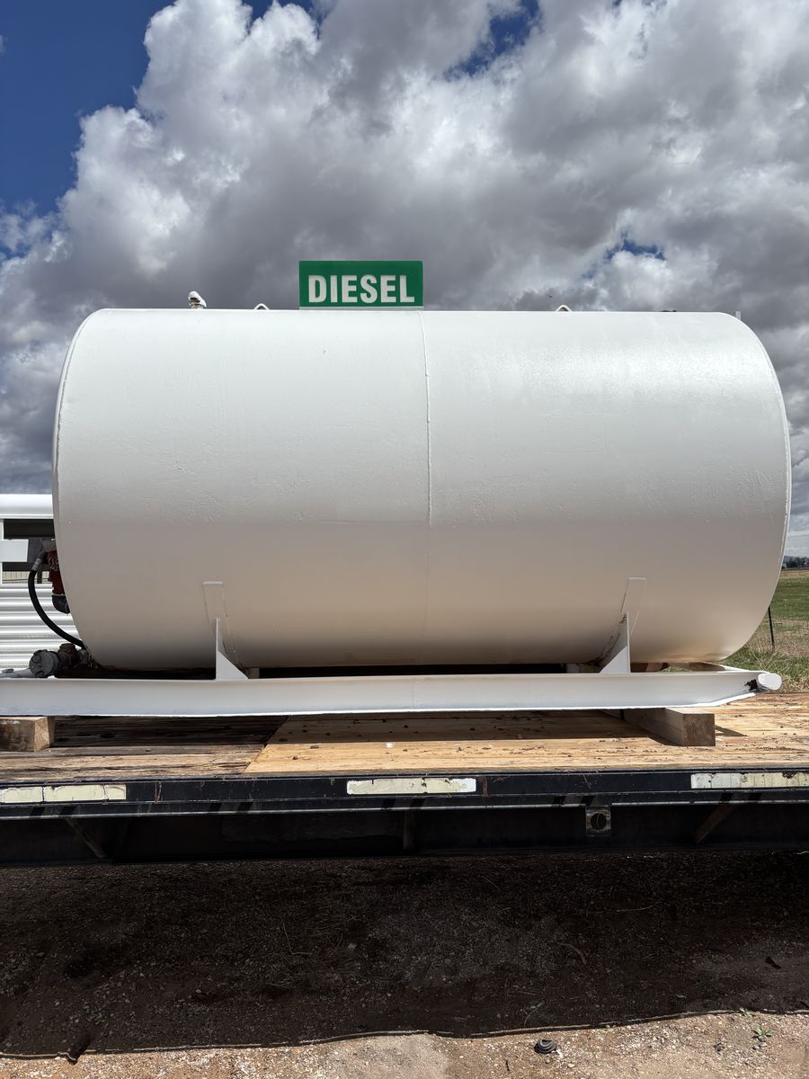 2000 gallon skid fuel tank