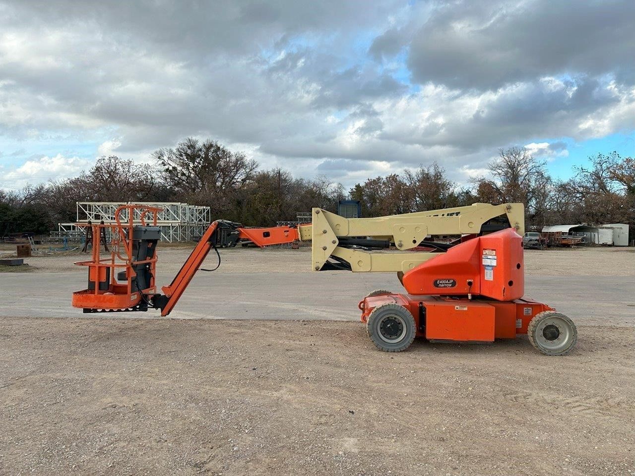 2015 JLG E400AJPN Boom Lift