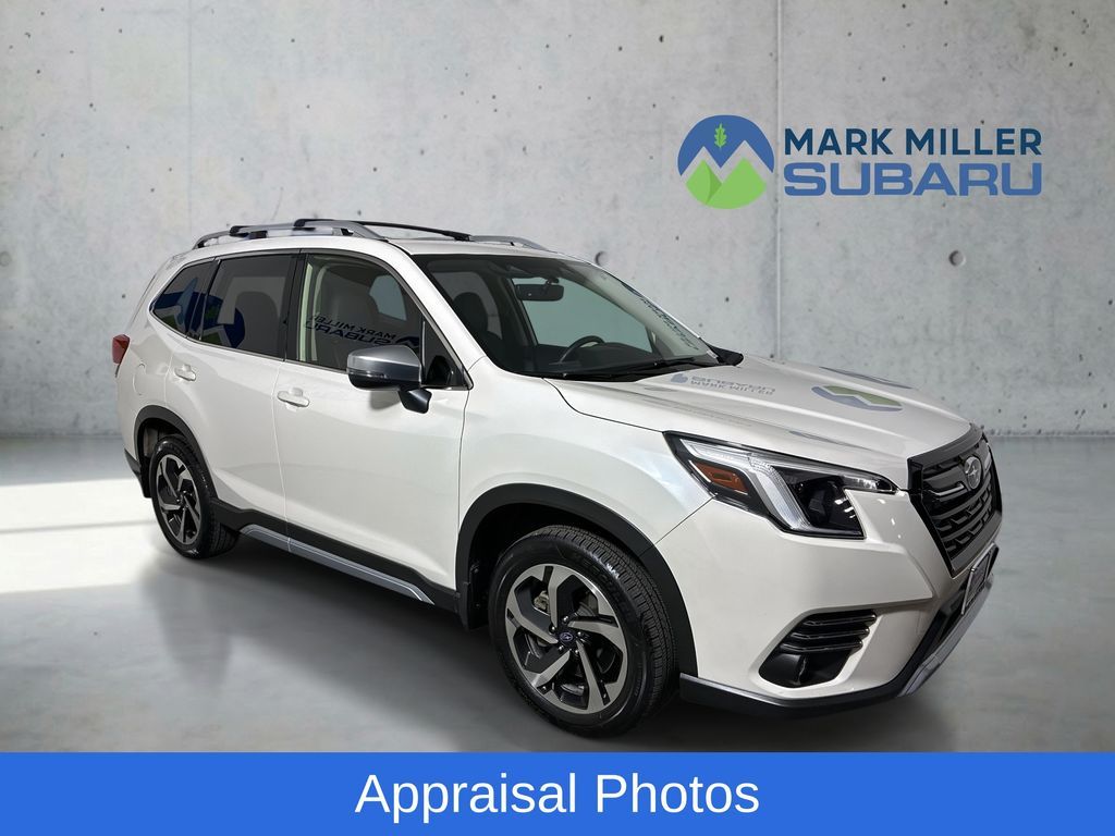 2023 Subaru Forester Touring