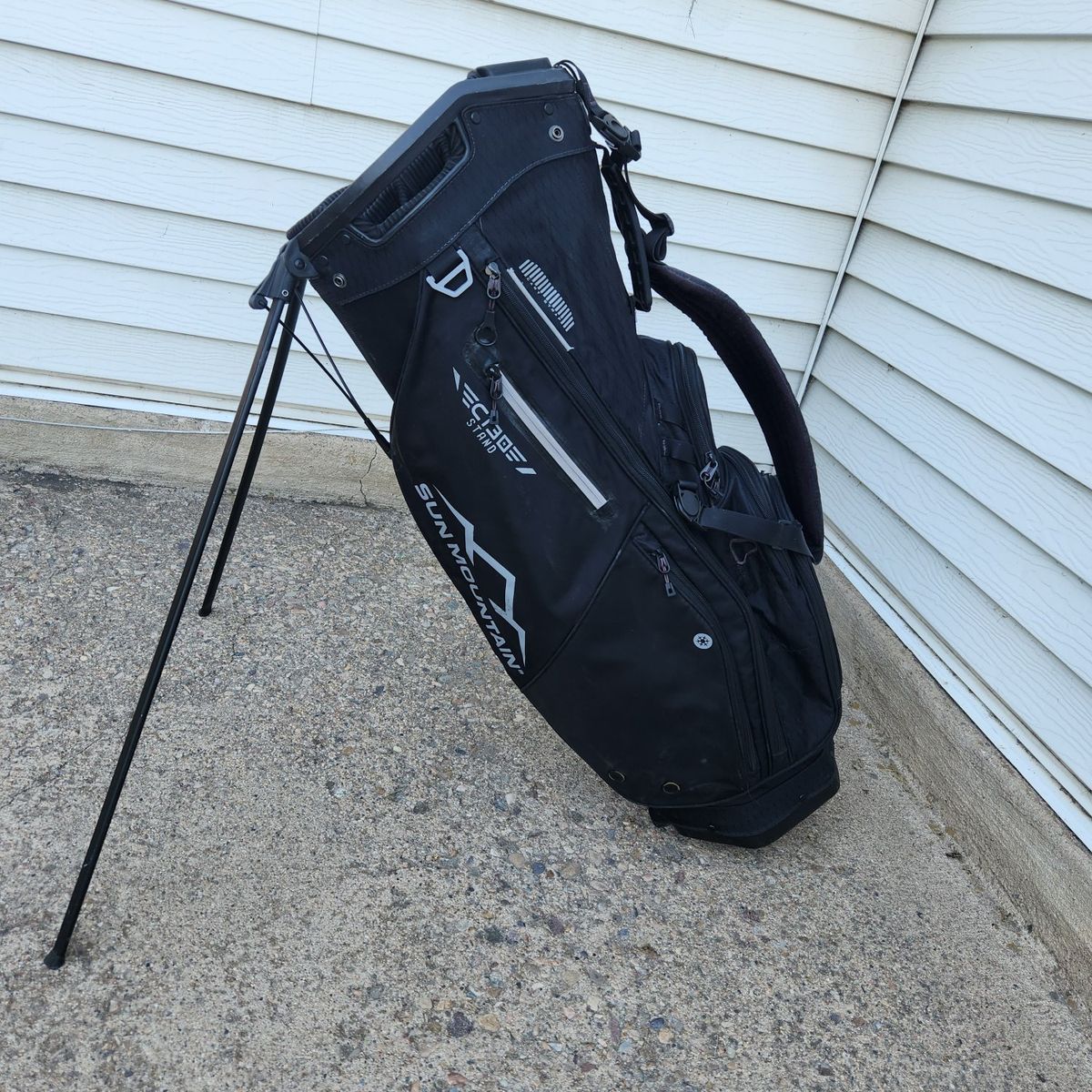 sun mountain standing, golf bag, excel cond