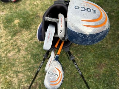 Dunlop Jr Loco Kid Golf Club Set