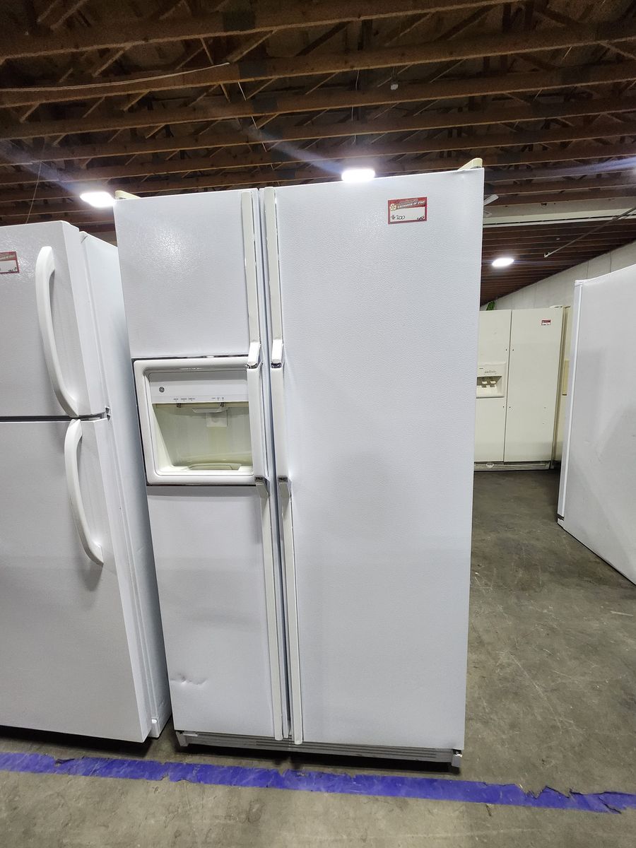 GE Side-by-Side Refrigerator - White