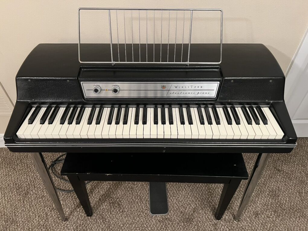 Wurlitzer 200A Electric Piano