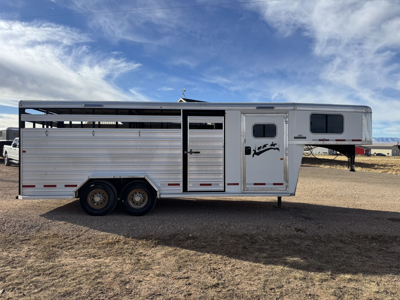 2017 Logan Coachman stock combo horse trailer